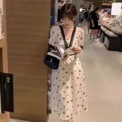 ファッション女子のワンピース