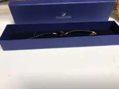 新品未使用箱付きスワロフスキーブレスレット可愛い