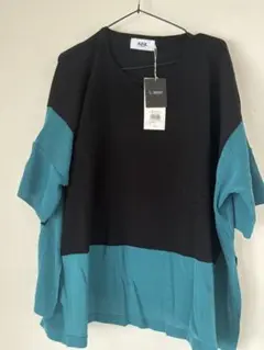 AZUL トップス
