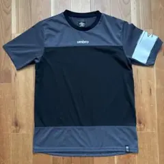 umbro ショートスリーブTシャツ 黒/グレー