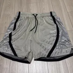 Nike ハーフパンツ ルーズフィット　3XL
