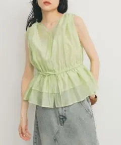 今期新品　KBF♡ ドロストシアートップス