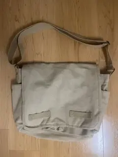 ロスコ　メッセンジャーバッグ