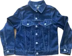 Item thumbnail for item 5aab8fb9-1ef8-434a-bc77-c775e28edc07