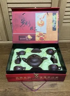 中国茶器 宜興原鉱紫砂茶壺 煎茶道具 木製骨董急須台付 未使用時代物 在銘 宜興紫砂壷 茶器 茶道具 煎茶道具