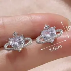 [即日発送] ラスト1点Vivienne Westwood ハートピアス