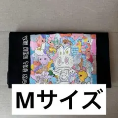 Mサイズ　UNIQLO POPMART UT ユニクロ　ポップマート　ラブブ　黒