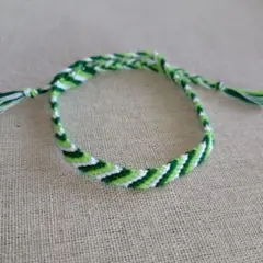 ミサンガ