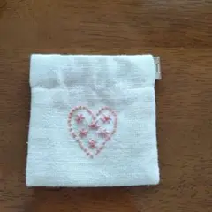 ハンドメイド　バネ　ポーチ　刺繍　コットン　小物入れ
