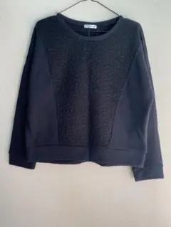 a.v.v トレーナー