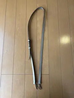 BONAVENTURE ボナベンチュラ レザーストラップ　ショルダー　スマホ