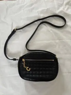 CELNE Cチャーム スモール カメラバッグ キルティング 黒 美品 セリーヌ