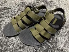 TEVA サンダル オリーブ×黒