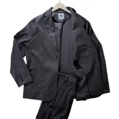 Item thumbnail for item 757c1072-6543-4af7-9ee5-1ba75b42e8eb