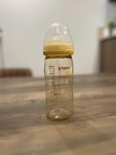 哺乳瓶240ml ピジョン