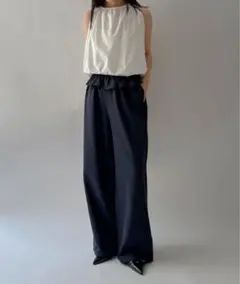 【on:nue】ウエストフリルナイロンパンツ　ネイビー