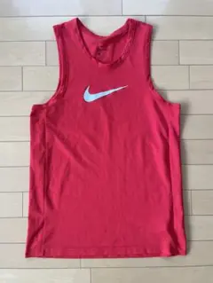 NIKE ナイキ ロゴプリント ノースリーブ　タンクトップ　赤レッド　Mサイズ