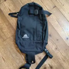 GREGORY ブラックボディバッグ　美品