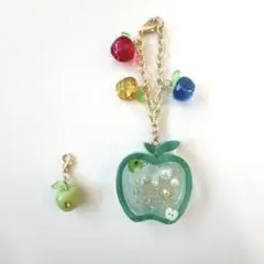 リンゴ型キーホルダー