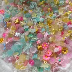デコパーツ　プラパーツ　ネイル　ネイルパーツ　新品