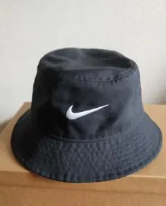 NIKE APEX SQ SWOOSH BUCKET HAT ¥4,070