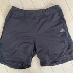 アディダスハーフパンツ