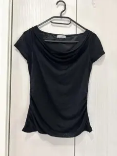 ZAZIE ブラック ドレープ半袖トップス　38