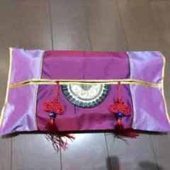 紫と赤のティッシュボックスカバー