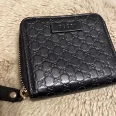 マイクログッチシマ コンパクトジップウォレット 折り財布 黒