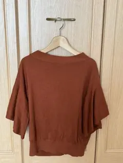 KBF ケービーエフ 薄手ニット トップス バックリボン 美品