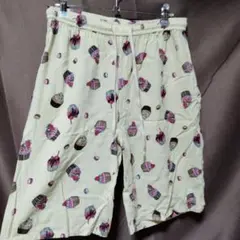 レディースLサイズ　　カップケーキ プリント ショートパンツ　ハーフパンツ