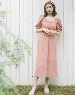 【美品】dazzlin パワショルスモールフラワーワンピース