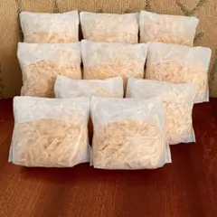 ♣︎44 削りたてをお届けします　ヒノキチップ　ヒノキおがくず10袋　かんなくず