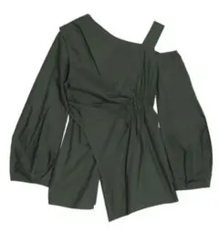 UN3D Open shoulder layered
