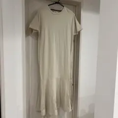 ローリーズファーム　裾フレアワンピース