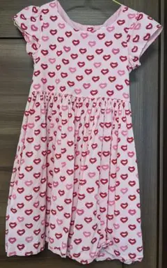 【美品】女の子　H&M ハート柄 半袖ワンピース 128/8Y