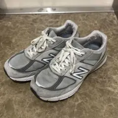 New Balance 990