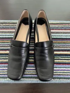 ingイング　黒ローヒールパンプス25.5
