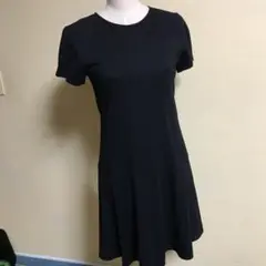 UNIQLOブラックワンピース