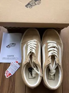 新品未使用タグありVANS Old Skool ベージュ スニーカー人気色♡