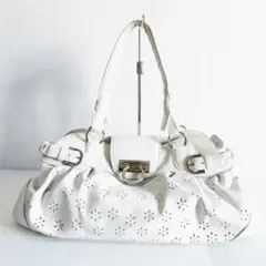 サルバトーレフェラガモ ショルダーバッグ