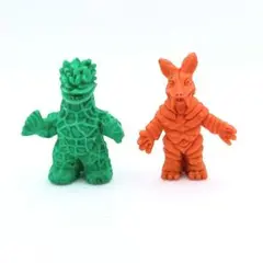 怪獣消しゴム　緑色 橙色 2体　ポピー　ウルトラマン　怪獣　消しゴム 特撮