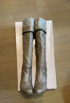 Item thumbnail for item 73d02a1c-8471-41e8-b230-bc45f3bd05b5