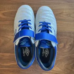 umbro サッカーシューズ・室内履き 22センチ