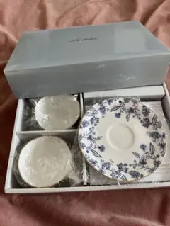 Noritake　ティー/コーヒーカップ&ソーサー　セット
