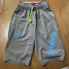 umbro グレー ショートパンツ　アンブロ