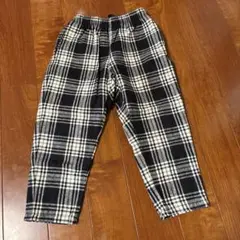 厚手パンツ　黒チェックパンツ