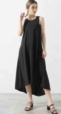 セッティミッシモ　ノースリーブポケット付テールカットロングワンピース