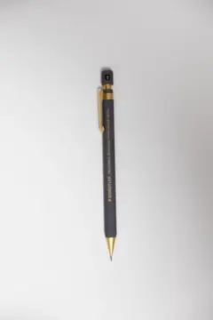 Item thumbnail for item 61974bee-c7b0-46be-8bcb-bf1eb56c421d