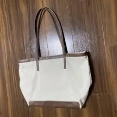 値下げ　マチあり　シンプル　キャンバス トートバッグ ベージュ × ブラウン